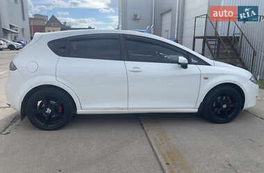 Хэтчбек SEAT Leon 2008 в 