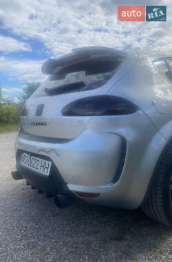 Хэтчбек SEAT Leon 2006 в 