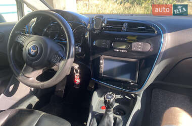 Хэтчбек SEAT Leon 2006 в 