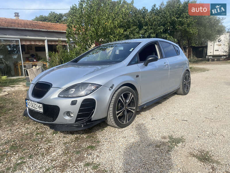 Хетчбек SEAT Leon 2006 в Береговому