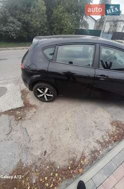 Хэтчбек SEAT Leon 2006 в 