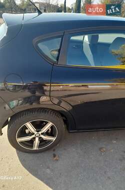 Хэтчбек SEAT Leon 2006 в 
