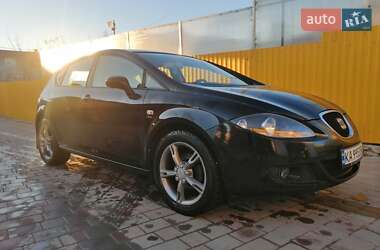 Хетчбек SEAT Leon 2008 в Тернополі