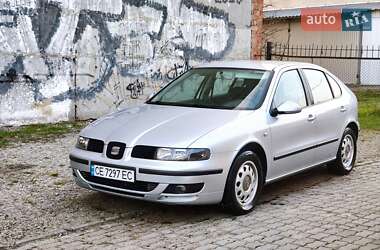 Хетчбек SEAT Leon 2005 в Чернівцях