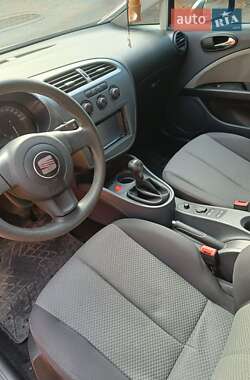 Хэтчбек SEAT Leon 2006 в Харькове