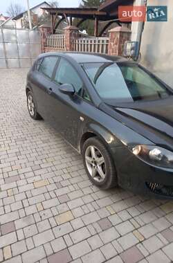 Хэтчбек SEAT Leon 2011 в Хоросткове