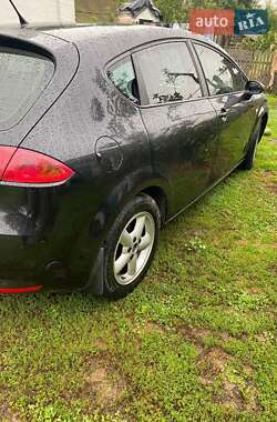Хэтчбек SEAT Leon 2006 в 