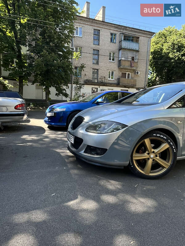 Хетчбек SEAT Leon 2005 в Кременчуці