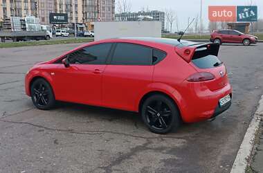 Хэтчбек SEAT Leon 2008 в Черкассах