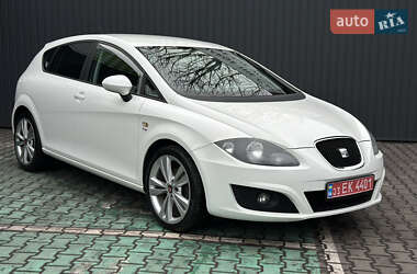 Хетчбек SEAT Leon 2011 в Кам'янському