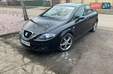 Хетчбек SEAT Leon 2009 в Житомирі