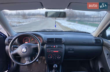 Хетчбек SEAT Leon 2004 в Києві