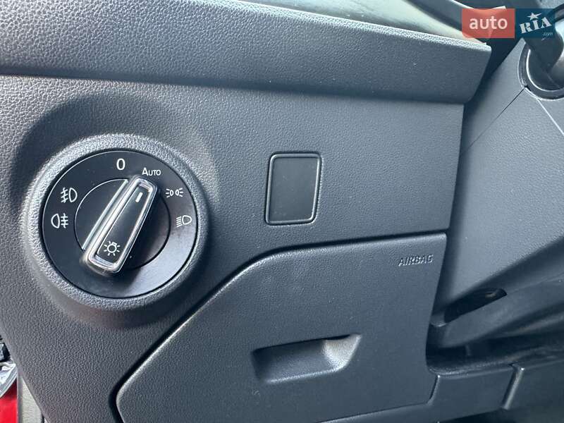 Хэтчбек SEAT Leon 2013 в Калуше фото 49 Хэтчбек SEAT Leon 2013 в Калуше