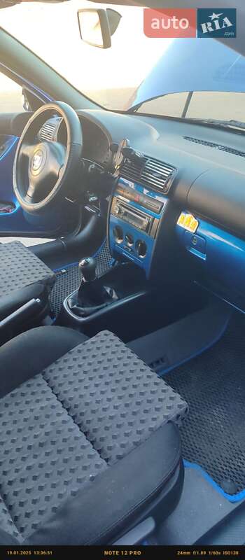 Хэтчбек SEAT Leon 1999 в Киеве