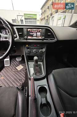 Хэтчбек SEAT Leon 2016 в 
