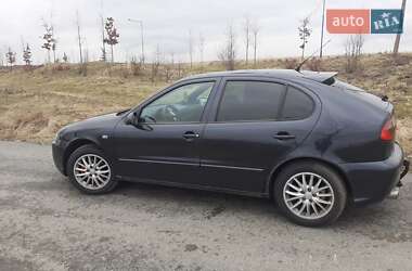Хэтчбек SEAT Leon 2005 в 