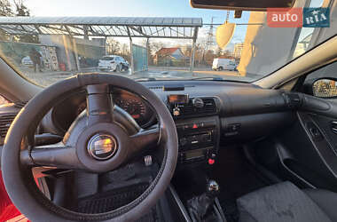 Хетчбек SEAT Leon 2004 в Львові