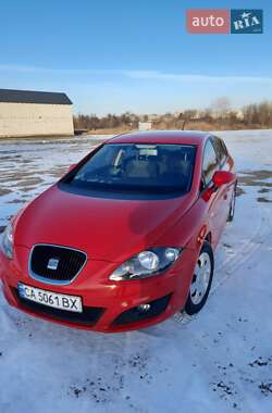 Хетчбек SEAT Leon 2011 в Золотоноші