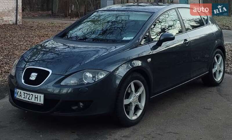 Хэтчбек SEAT Leon 2008 в Киеве Хэтчбек SEAT Leon 2008 в Киеве