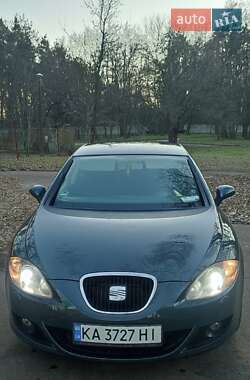 Хэтчбек SEAT Leon 2008 в 