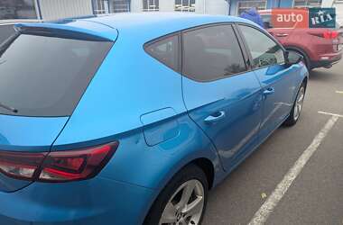 Хэтчбек SEAT Leon 2016 в 