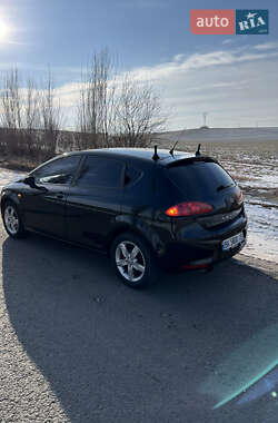 Хэтчбек SEAT Leon 2008 в 