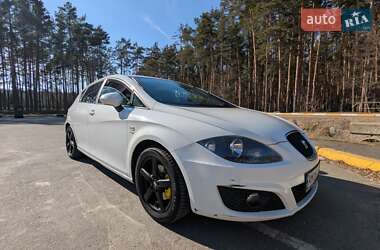 Хэтчбек SEAT Leon 2009 в Ирпене