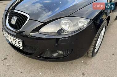 Хэтчбек SEAT Leon 2009 в Луцке