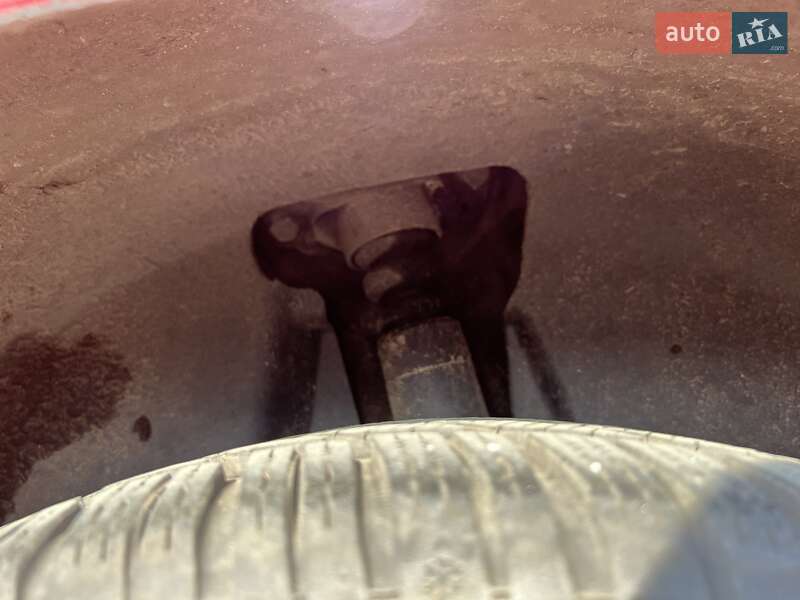 Хэтчбек SEAT Leon 2011 в Киеве фото 16 Хэтчбек SEAT Leon 2011 в Киеве