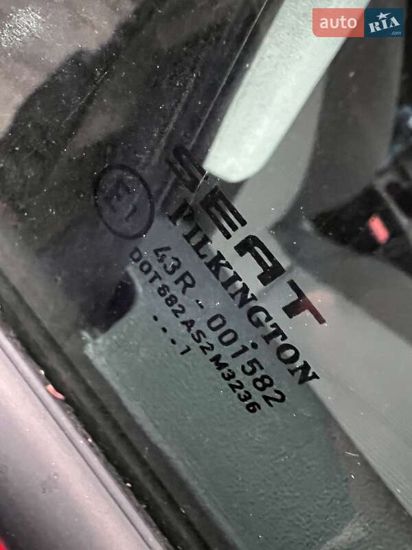 Хэтчбек SEAT Leon 2011 в Киеве фото 43 Хэтчбек SEAT Leon 2011 в Киеве