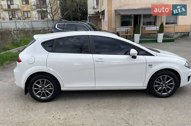 Хетчбек SEAT Leon 2010 в 