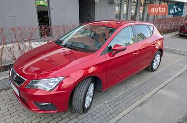 Хэтчбек SEAT Leon 2017 в 