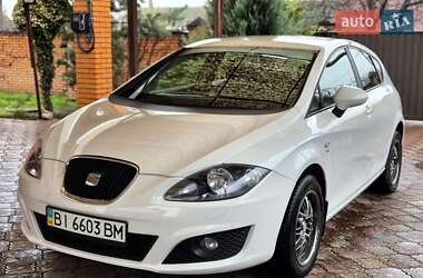 Хэтчбек SEAT Leon 2011 в 