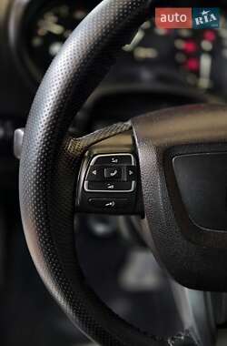 Хэтчбек SEAT Leon 2011 в 