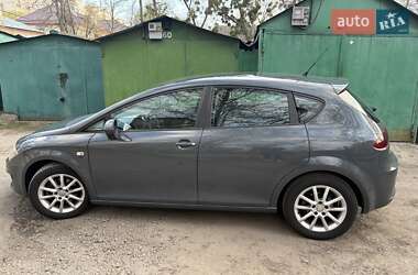 Хэтчбек SEAT Leon 2009 в 