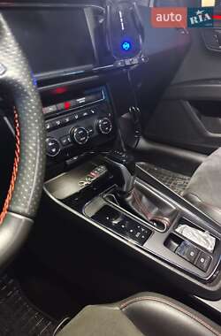 Хэтчбек SEAT Leon 2017 в 