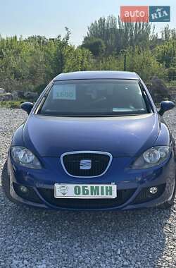 Хэтчбек SEAT Leon 2006 в 