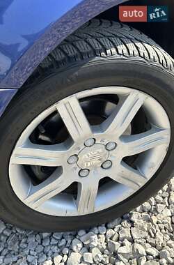 Хэтчбек SEAT Leon 2006 в 
