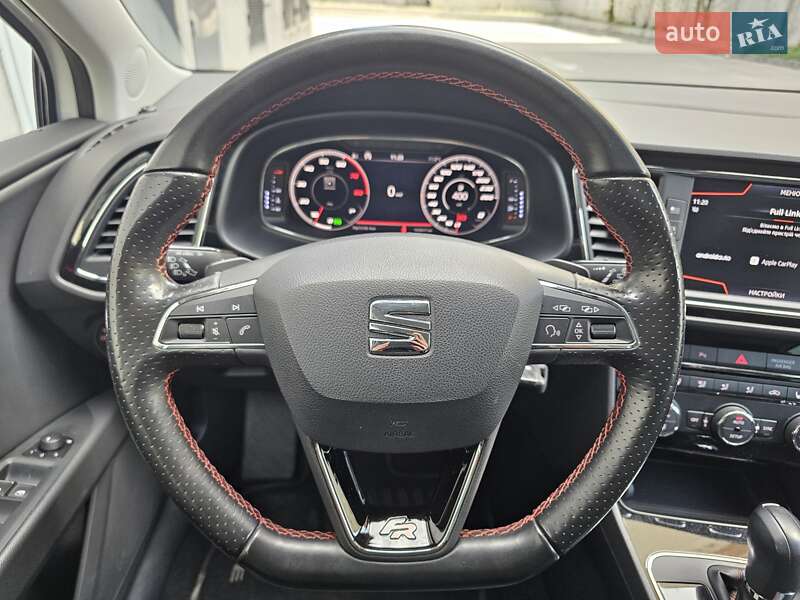 Хэтчбек SEAT Leon 2018 в Киеве