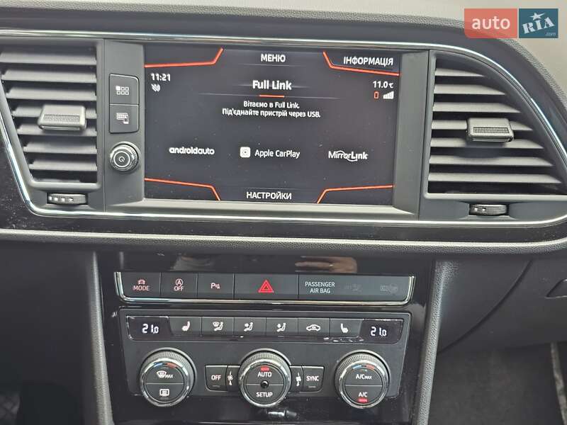 Хэтчбек SEAT Leon 2018 в Киеве