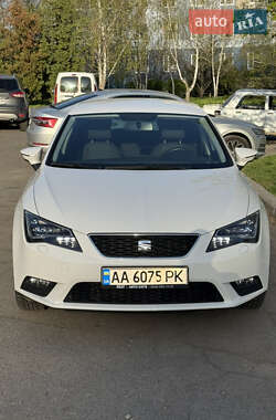 Хетчбек SEAT Leon 2015 в Києві