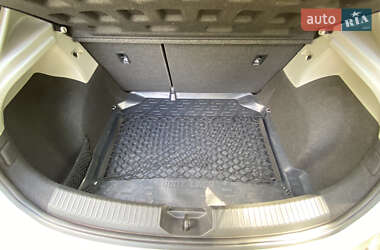 Хэтчбек SEAT Leon 2013 в 