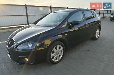 Хэтчбек SEAT Leon 2009 в 