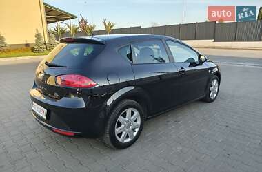Хэтчбек SEAT Leon 2009 в 