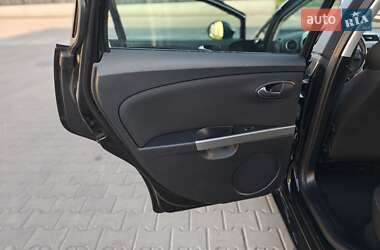 Хэтчбек SEAT Leon 2009 в 
