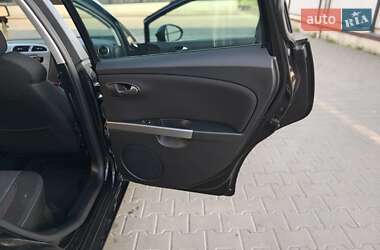 Хэтчбек SEAT Leon 2009 в 