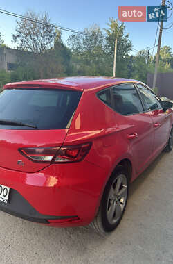 Хетчбек SEAT Leon 2015 в 