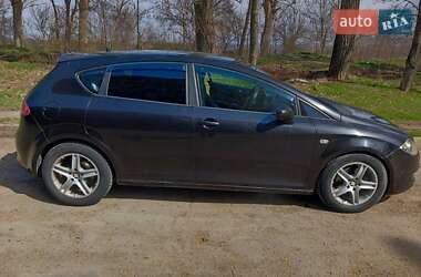 Хетчбек SEAT Leon 2006 в 