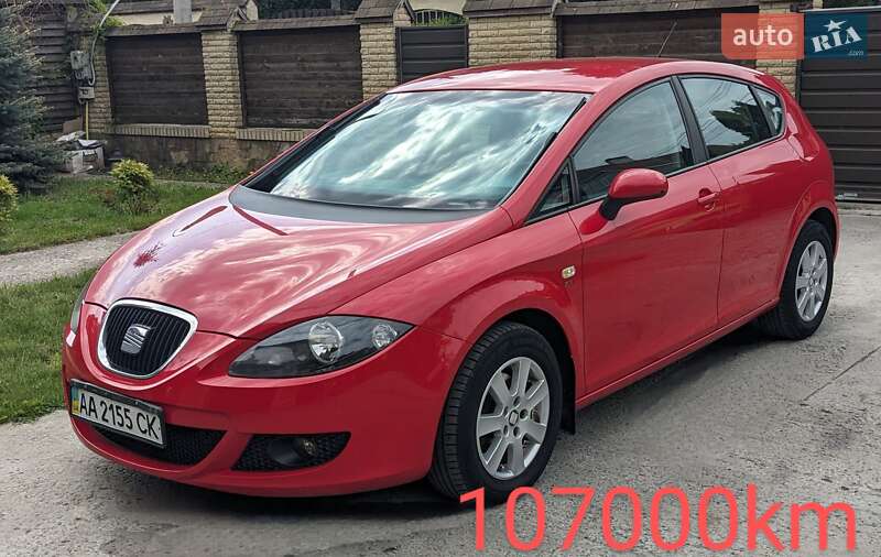 Хетчбек SEAT Leon 2006 в Києві