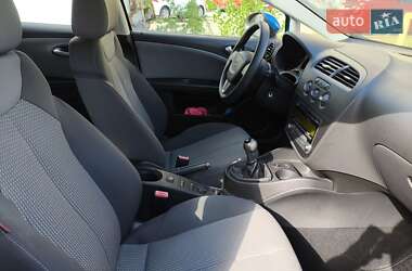 Хетчбек SEAT Leon 2011 в 